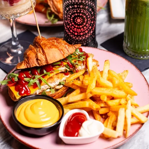 Crispy Chicken Croissant Burger